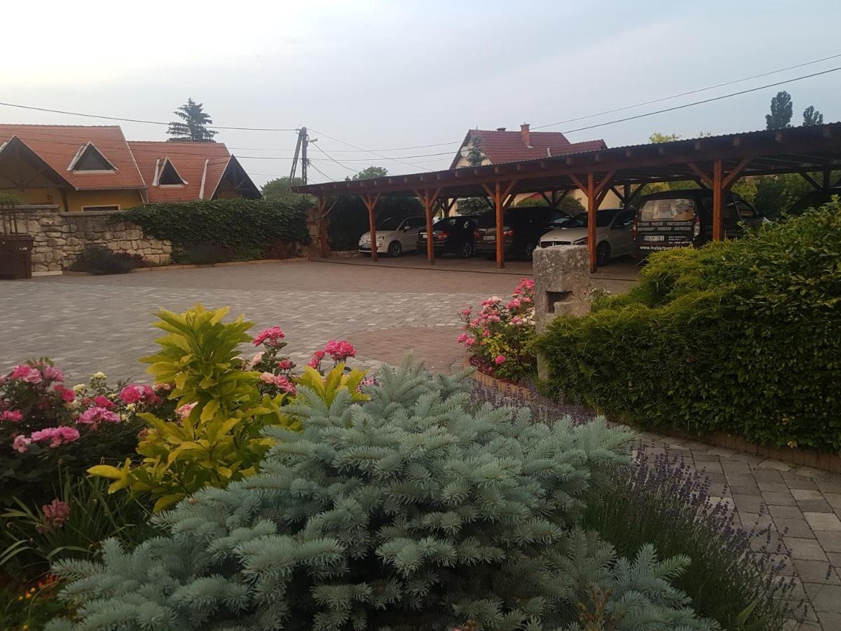 Huber Panzio Bed & Breakfast Fertorakos Ngoại thất bức ảnh