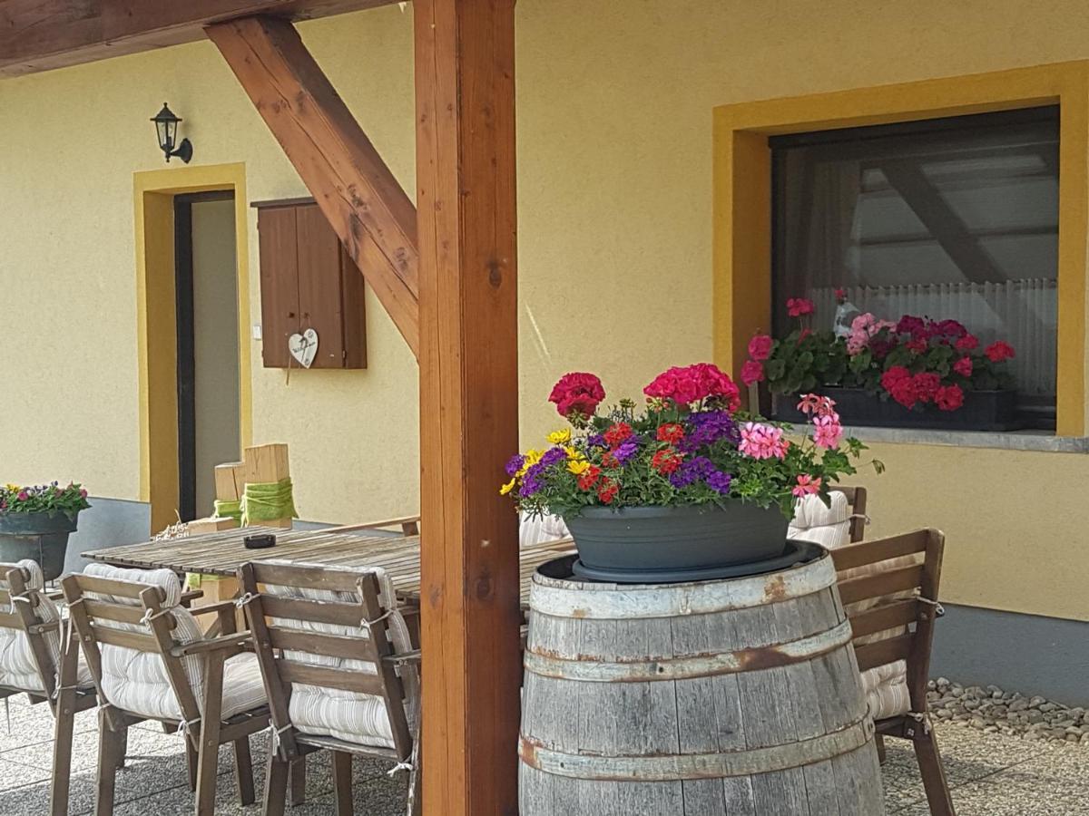 Huber Panzio Bed & Breakfast Fertorakos Ngoại thất bức ảnh