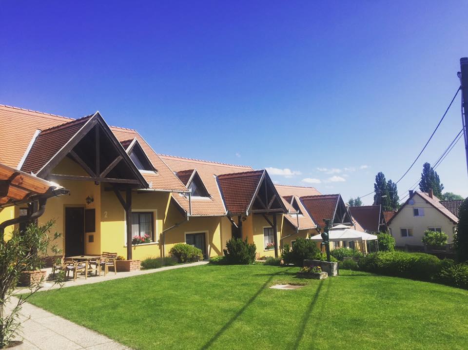 Huber Panzio Bed & Breakfast Fertorakos Ngoại thất bức ảnh
